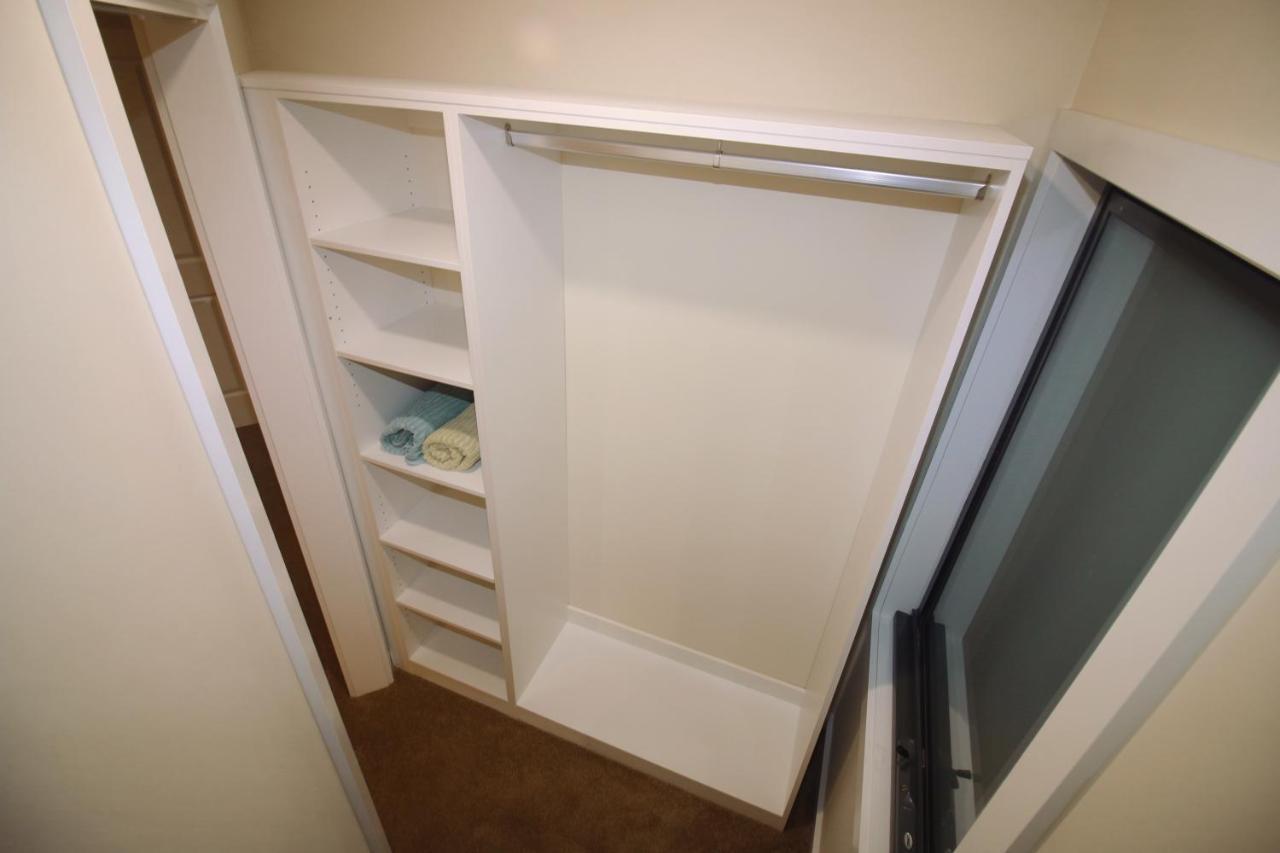 Silver House - Melbourne Airport Accommodation 외부 사진